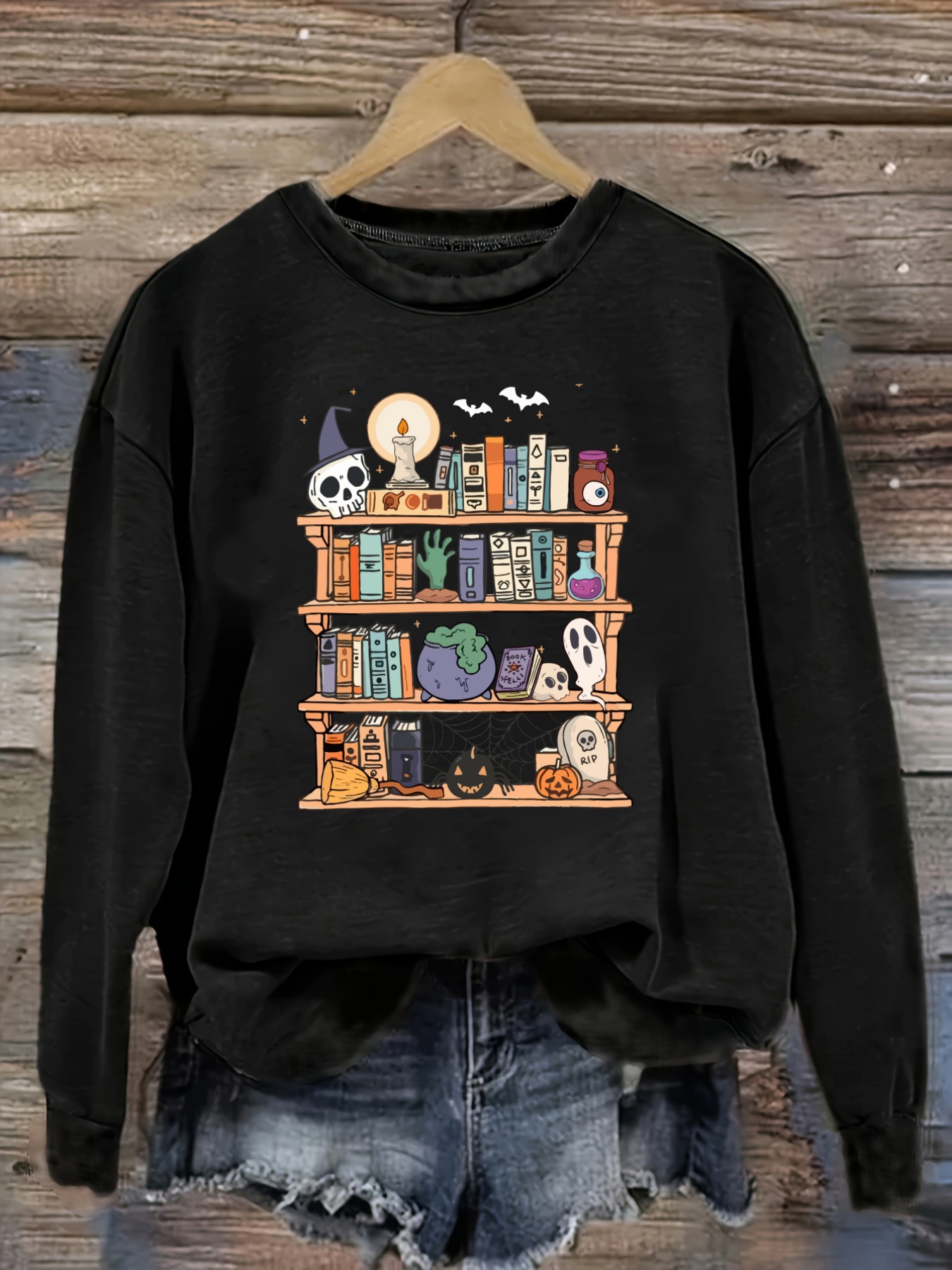 レディースカジュアル長袖クルーネックTシャツ、ハロウィン本棚 - Books のレビューと価格